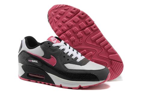 air max shoes for girls.